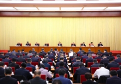 抓好政策落地见效全力促进工业经济平稳增长——2024年推动工业和信息化高质量发展系列述评之一(图2) 抓好政策落地见效全力促进工业经济平稳增长——2024年推动工业和信息化高质量发展系列述评之一(图2)