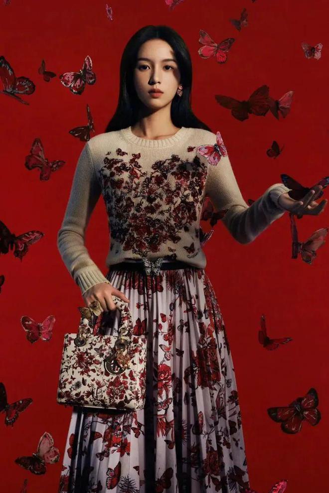 魔镜魔镜告诉我谁是四海八荒最美的女龙？(图35)