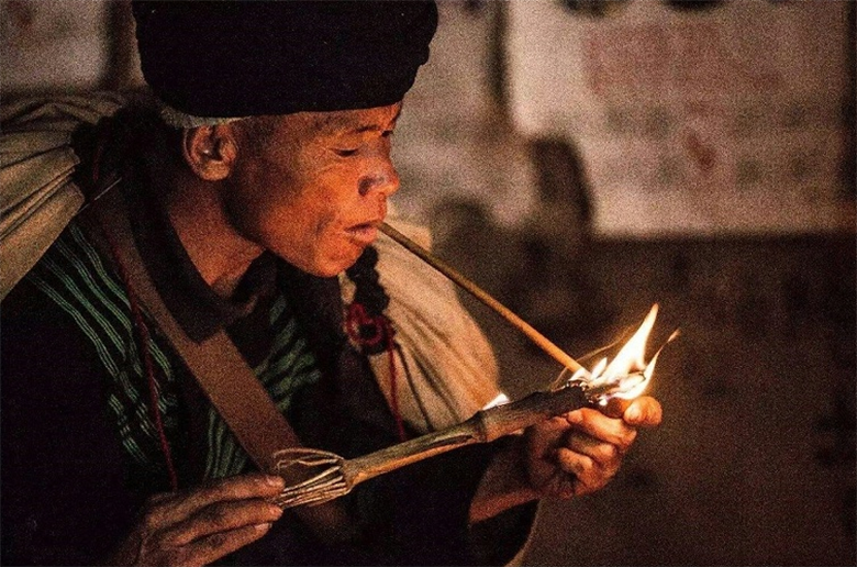 小凉山彝族服饰特点、图案（图片）的文化内涵及现实意义(图9)