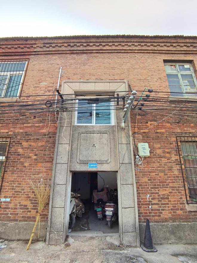 工业遗产寻访∣济南白马山脚下还有20世纪五十年代的铁路建筑群(图3) 工业遗产寻访∣济南白马山脚下还有20世纪五十年代的铁路建筑群(图3)