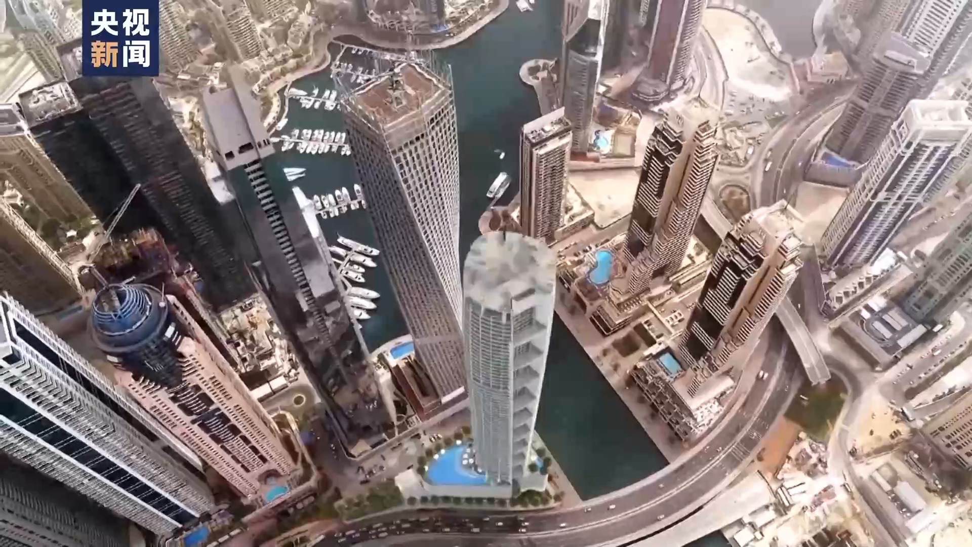 新闻特写丨全球最大单体公寓建筑背后的中国建设者(图5) 新闻特写丨全球最大单体公寓建筑背后的中国建设者(图5)