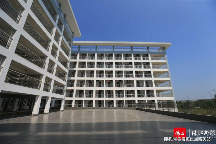 中建壹品东湖学府售楼处电话售楼中心首页网站楼盘百科详情24h热线电话(图5) 中建壹品东湖学府售楼处电话售楼中心首页网站楼盘百科详情24h热线电话(图5)