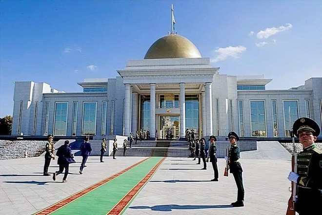 亚洲唯一永久中立国全国水电气免费汽油价格每升一毛钱左右(图6) 亚洲唯一永久中立国全国水电气免费汽油价格每升一毛钱左右(图6)