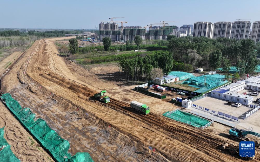 河北涿州:北拒马河涿州段应急防洪治理工程施工正酣(图3) 河北涿州:北拒马河涿州段应急防洪治理工程施工正酣(图3)