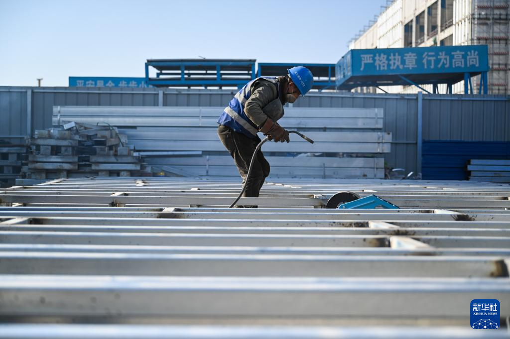 “东数西算”工程建设忙(图2) “东数西算”工程建设忙(图2)