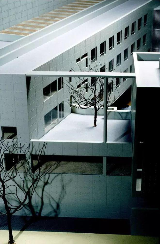想不到他们居然是历史保护建筑最“年轻”的只有10岁(图21) 想不到他们居然是历史保护建筑最“年轻”的只有10岁(图21)