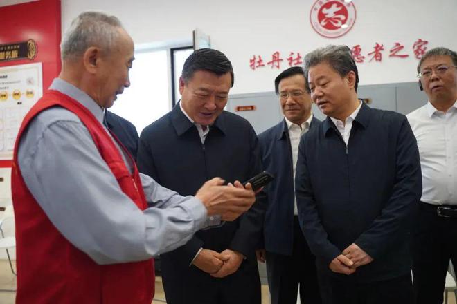 要闻 住房城乡建设部召开全国城镇老旧小区改造工作现场会(图3) 要闻 住房城乡建设部召开全国城镇老旧小区改造工作现场会(图3)