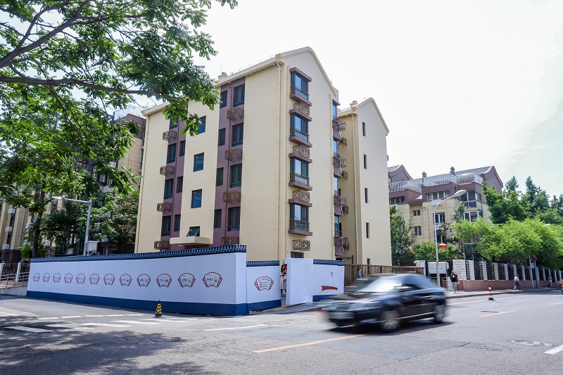 像造汽车一样为人民造好房子:北京市桦皮厂胡同8号楼20户居民原地搬新家(图2) 像造汽车一样为人民造好房子:北京市桦皮厂胡同8号楼20户居民原地搬新家(图2)