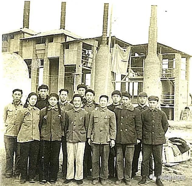 史海钩沉ㅣ95岁老党员讲述第一代水泥人艰苦奋斗的故事(图3) 史海钩沉ㅣ95岁老党员讲述第一代水泥人艰苦奋斗的故事(图3)