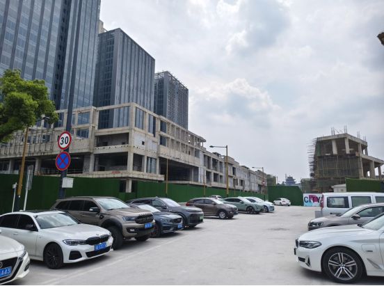 武汉商圈“曾经的神”如今仅剩3个商业项目:一个慢调谋变、一个无心运营、成功盘活(图8) 武汉商圈“曾经的神”如今仅剩3个商业项目:一个慢调谋变、一个无心运营、成功盘活(图8)