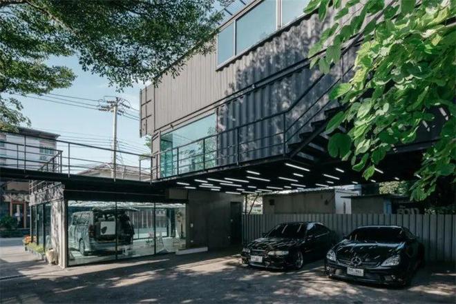 集装箱建筑案例丨国内外汽车集装箱展厅大赏不同工业风格之间的碰撞(图10)