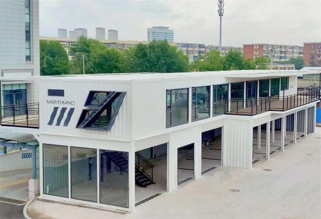 集装箱建筑案例丨国内外汽车集装箱展厅大赏不同工业风格之间的碰撞(图13)