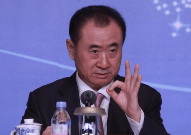 河南“地产王”大举裁员70岁的胡葆森能否体面退场？