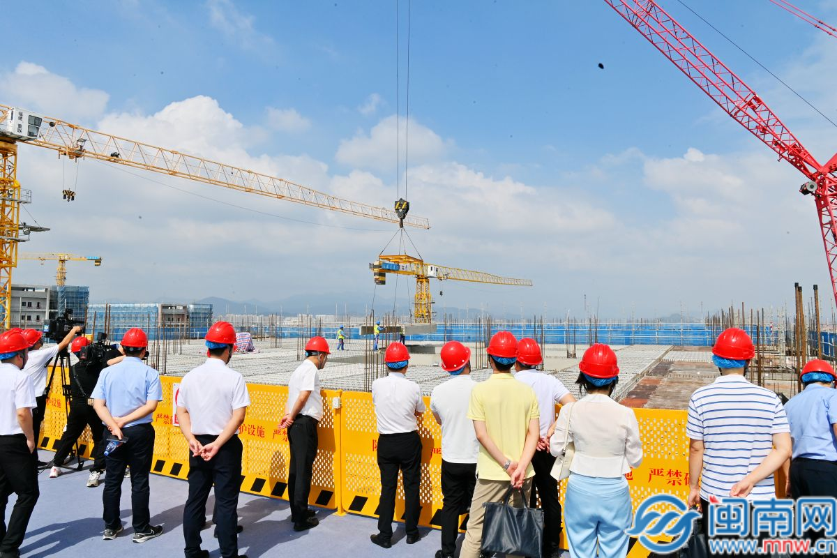 新质生产力赋能!免模免支撑技术引领泉州智慧建造新风尚(图2) 新质生产力赋能!免模免支撑技术引领泉州智慧建造新风尚(图2)