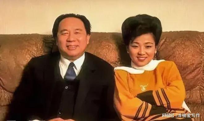 牟其中商业奇迹:罐头换飞机错位人生铸就亿万财富!(图14) 牟其中商业奇迹:罐头换飞机错位人生铸就亿万财富!(图14)