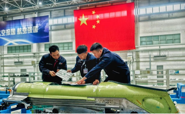 航空工业集团在“战位”迎新春(图4)
