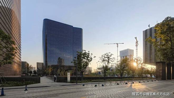 建发海阅首府2025官方网站-建发海阅首府官方楼盘测评-上海房天下(图5) 建发海阅首府2025官方网站-建发海阅首府官方楼盘测评-上海房天下(图5)