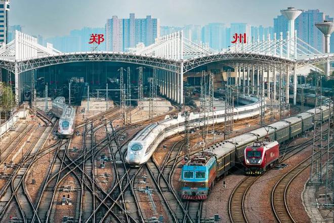 5年前我国铁路负债高达576万亿再看如今数据真的令人意外！(图4)